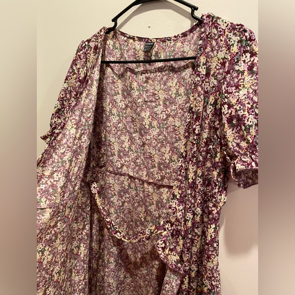 SHEIN, Sz Large, Purple, Floral Print Wrap Tie Side Dress - Picture 9 of 12